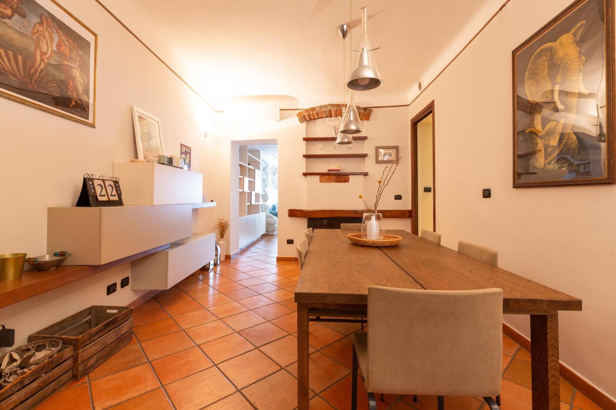 Cosy Two Bedroom Close To Navigli Appartement Milaan