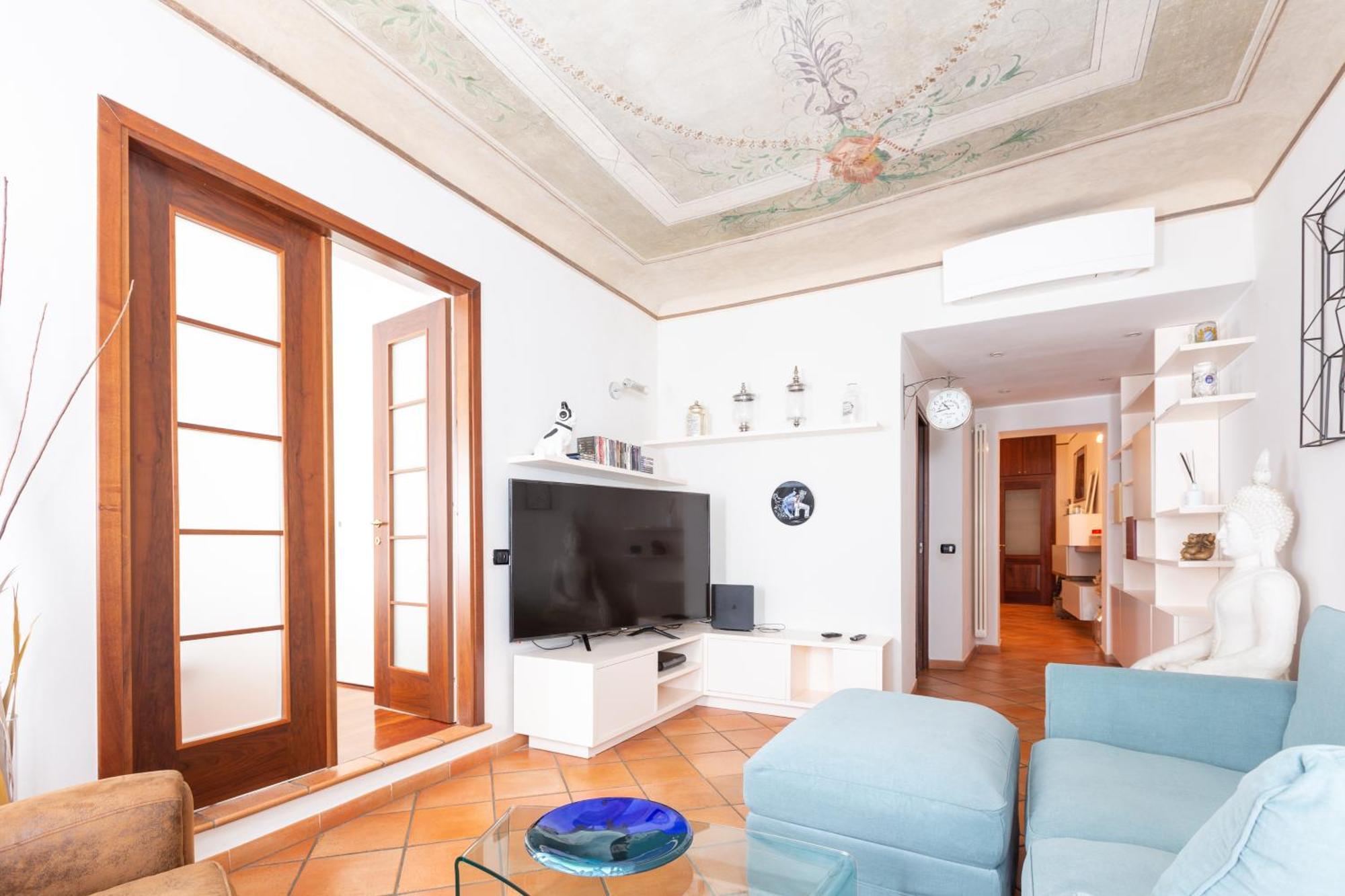 Cosy Two Bedroom Close To Navigli * Milaan
